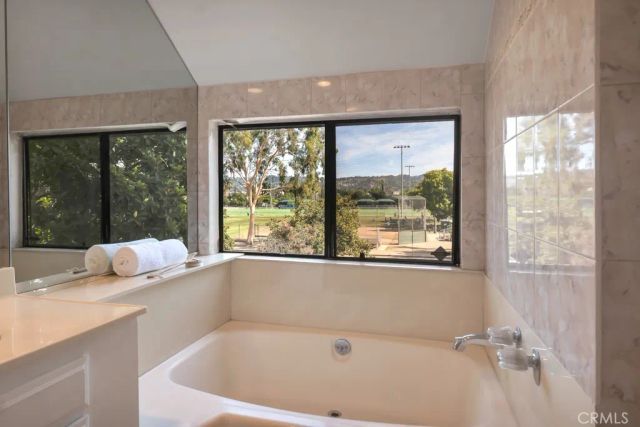 14311 Hartsook Street, Sherman Oaks, CA 91423