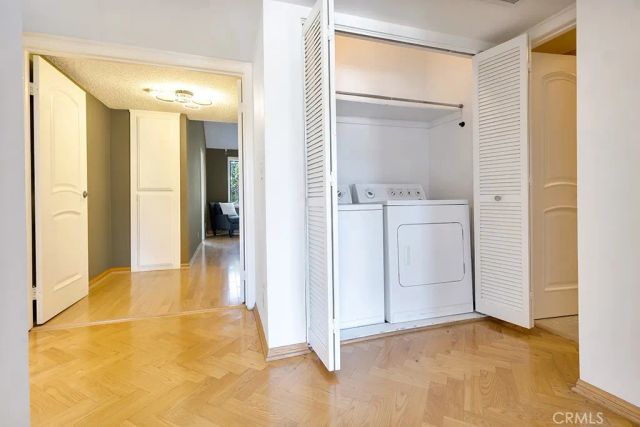 14311 Hartsook Street, Sherman Oaks, CA 91423