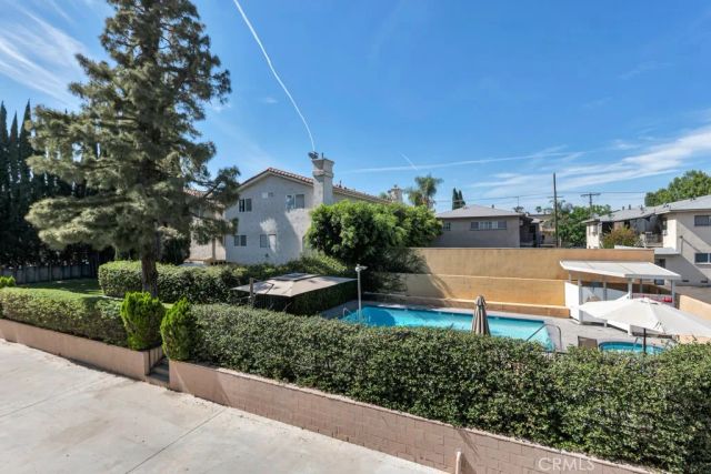 14311 Hartsook Street, Sherman Oaks, CA 91423