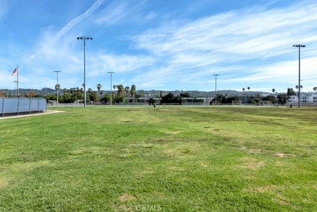 14311 Hartsook Street, Sherman Oaks, CA 91423