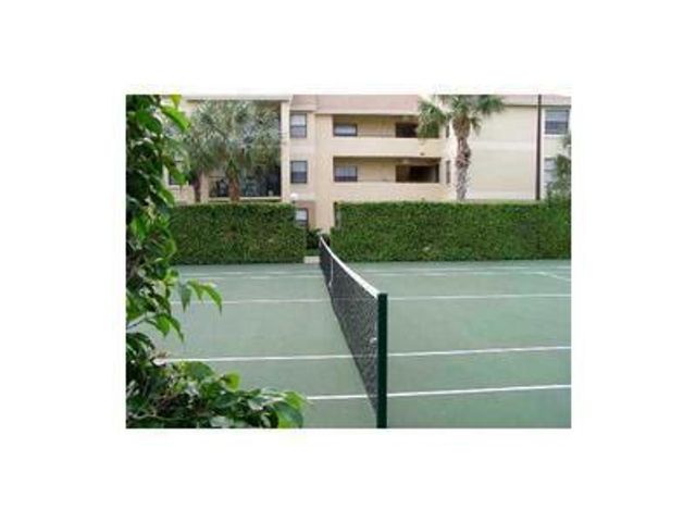 9999 Summerbreeze Drive 701, Sunrise, FL 33322