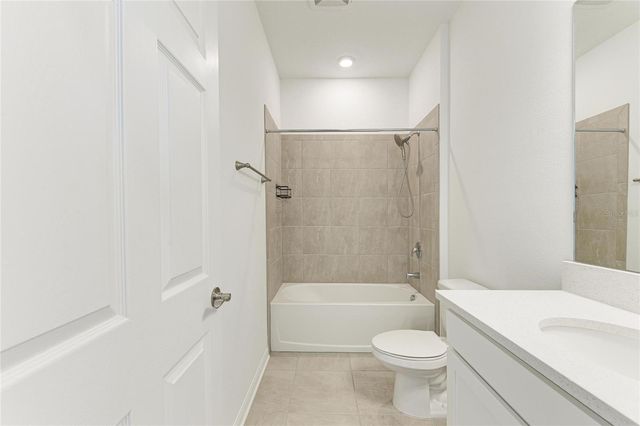 1989 SPLASHRAIL LANE, Sarasota, FL 34240