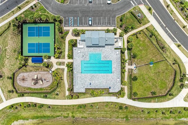 1989 SPLASHRAIL LANE, Sarasota, FL 34240