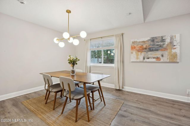 8237 CROSSWIND Road, Jacksonville, FL 32244