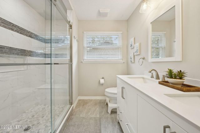 8237 CROSSWIND Road, Jacksonville, FL 32244