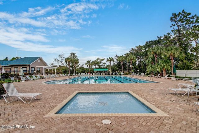 8237 CROSSWIND Road, Jacksonville, FL 32244