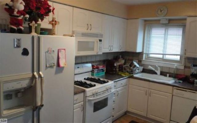 27727 Joan Street, St Clair Shores, MI 48081