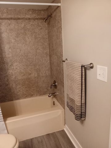 683 Lasalle Drive, Somonauk, IL 60552