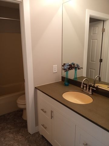 683 Lasalle Drive, Somonauk, IL 60552