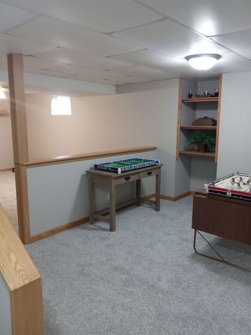 683 Lasalle Drive, Somonauk, IL 60552