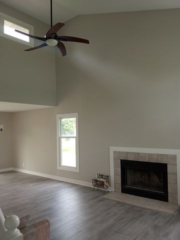 683 Lasalle Drive, Somonauk, IL 60552