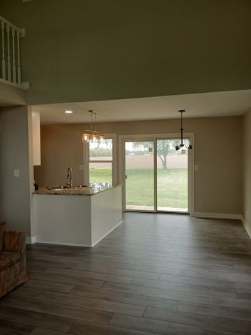 683 Lasalle Drive, Somonauk, IL 60552