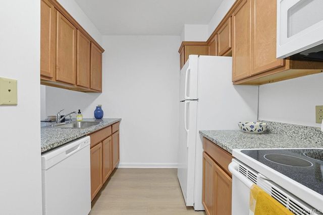 105 Sutton Drive 105, Mount Kisco, NY 10549