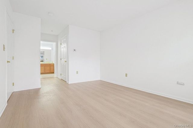 105 Sutton Drive 105, Mount Kisco, NY 10549