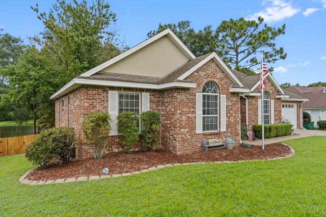 4676 Lovegrass Lane, Crestview, FL 32539
