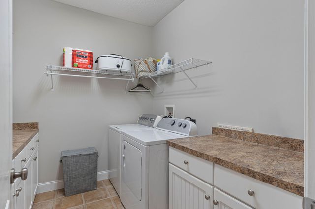 4676 Lovegrass Lane, Crestview, FL 32539