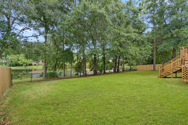 4676 Lovegrass Lane, Crestview, FL 32539