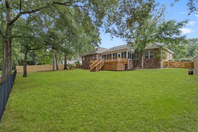 4676 Lovegrass Lane, Crestview, FL 32539