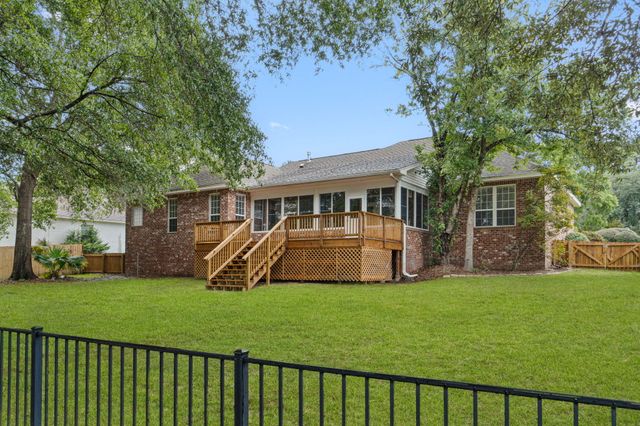 4676 Lovegrass Lane, Crestview, FL 32539