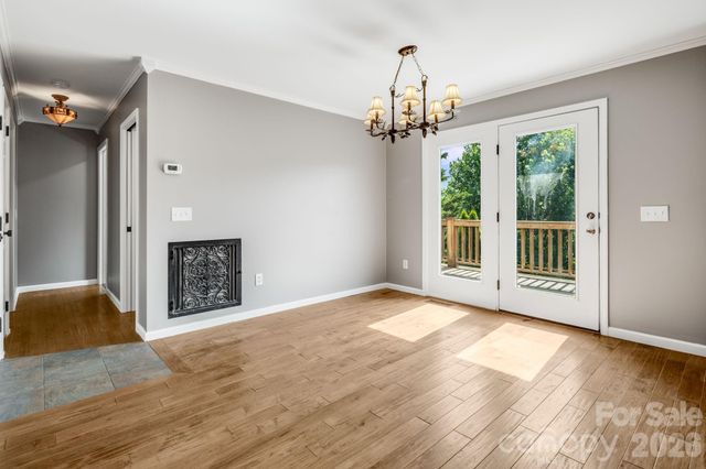 88 Mayflower Court, Waynesville, NC 28785