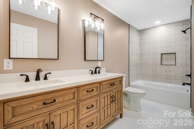 88 Mayflower Court, Waynesville, NC 28785