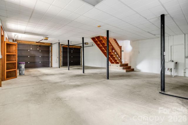 88 Mayflower Court, Waynesville, NC 28785