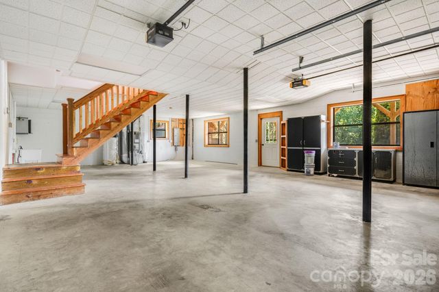 88 Mayflower Court, Waynesville, NC 28785