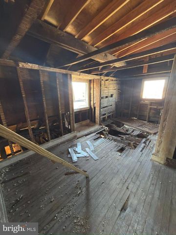 131 W ROOSEVELT BLVD, Philadelphia, PA 19120