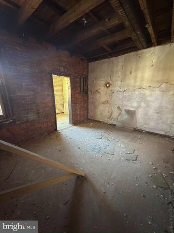 131 W ROOSEVELT BLVD, Philadelphia, PA 19120