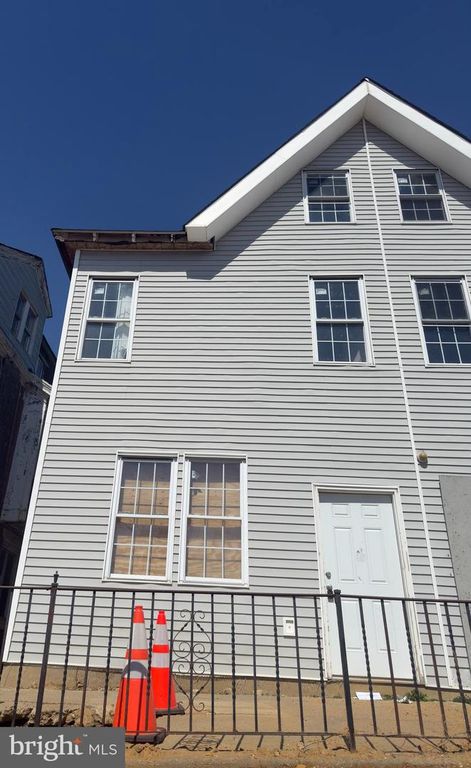 131 W ROOSEVELT BLVD, Philadelphia, PA 19120