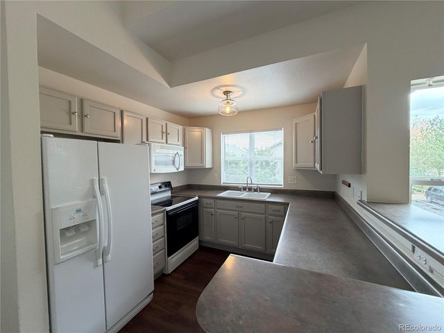 3258 S Zeno Court J, Aurora, CO 80013