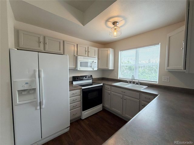 3258 S Zeno Court J, Aurora, CO 80013