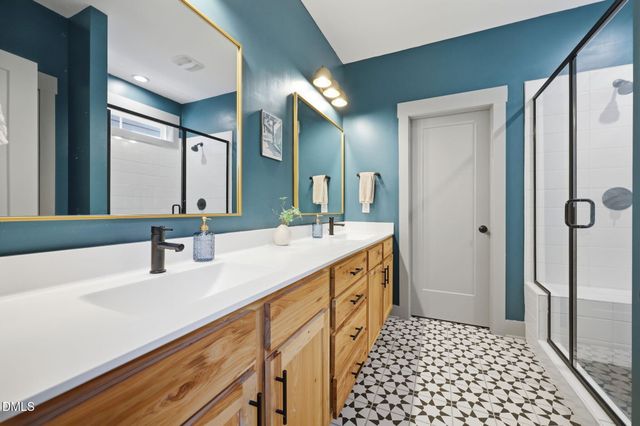 337 Chauncey Circle, Chapel Hill, NC 27516