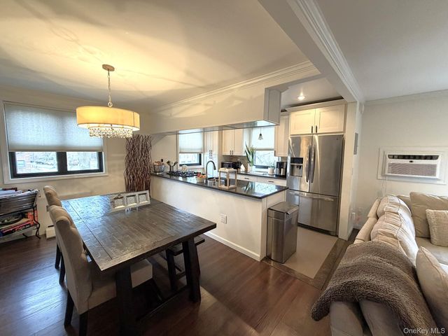 245-17 62nd Avenue Upper, Douglaston, NY 11362