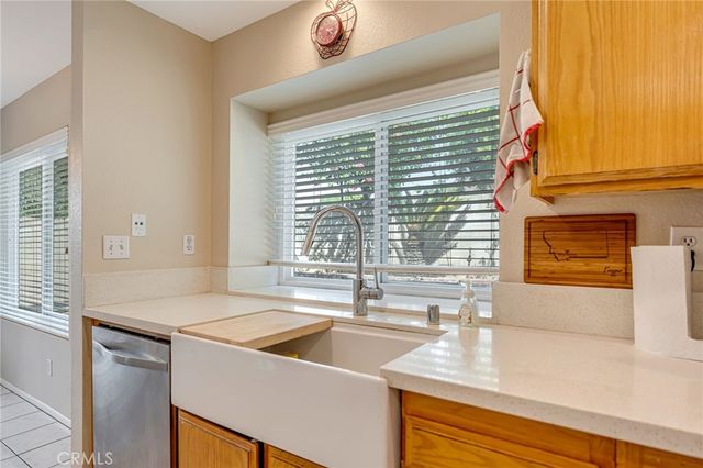 11737 Puerto Real Rd, Fontana, CA 92337