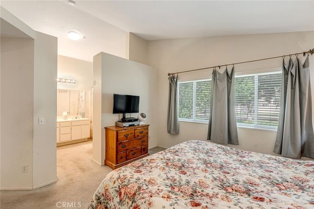 11737 Puerto Real Rd, Fontana, CA 92337