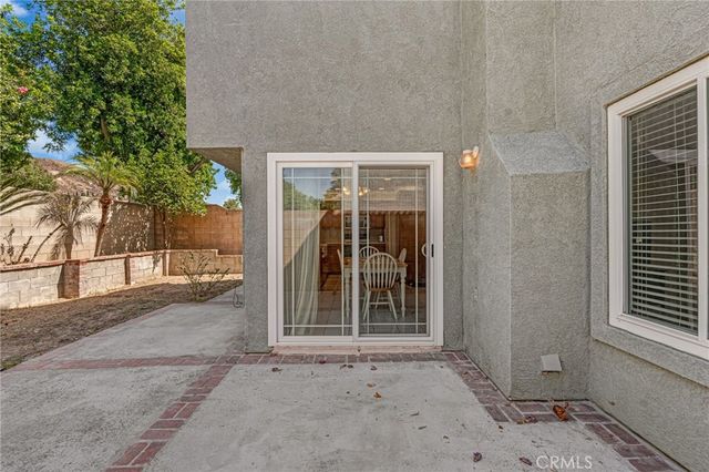 11737 Puerto Real Rd, Fontana, CA 92337