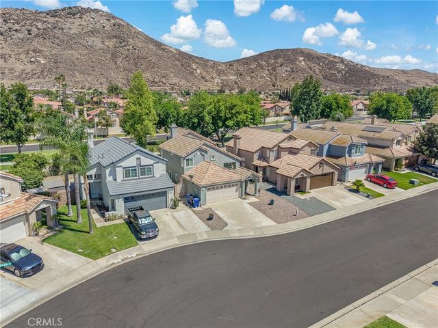 11737 Puerto Real Rd, Fontana, CA 92337