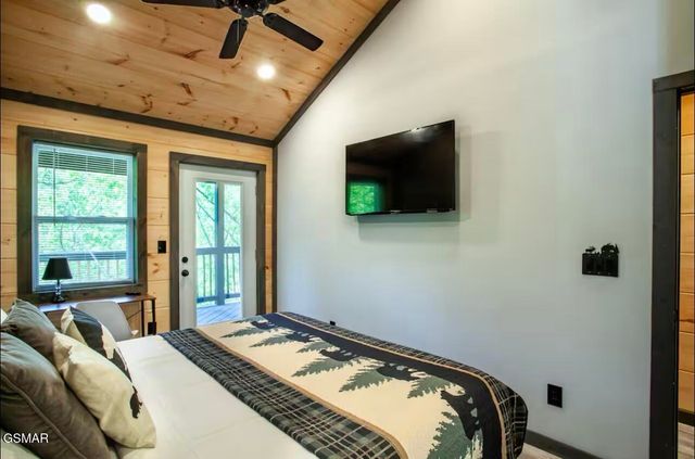 1909 Rose Pass, Sevierville, TN 37876