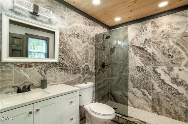 1909 Rose Pass, Sevierville, TN 37876