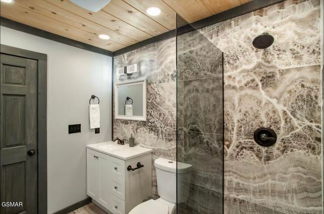 1909 Rose Pass, Sevierville, TN 37876