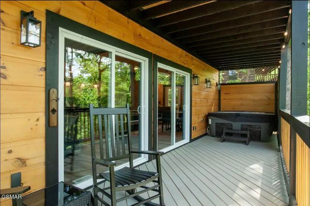 1909 Rose Pass, Sevierville, TN 37876