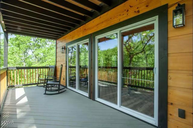 1909 Rose Pass, Sevierville, TN 37876