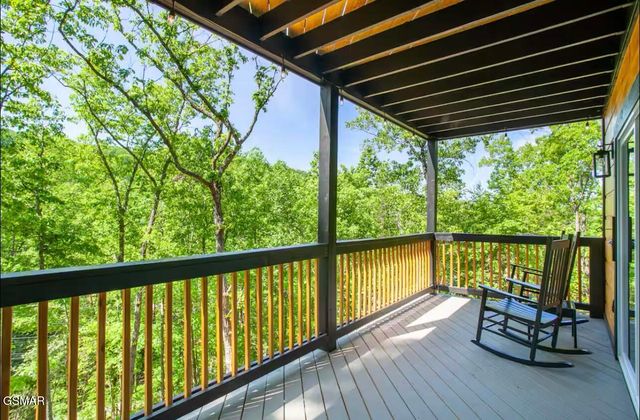 1909 Rose Pass, Sevierville, TN 37876