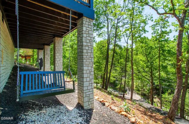 1909 Rose Pass, Sevierville, TN 37876