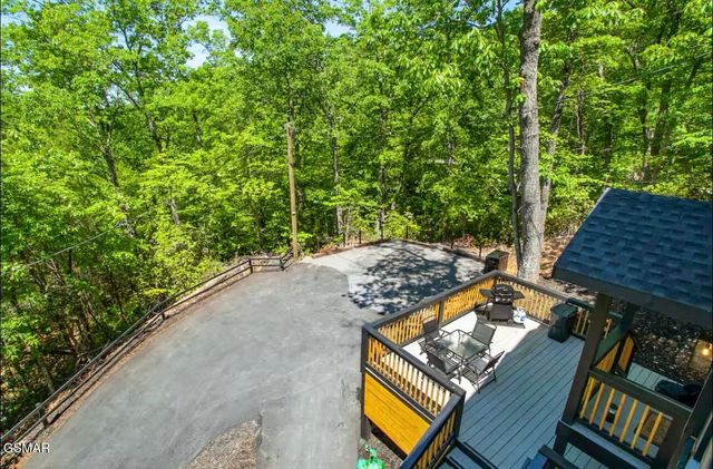 1909 Rose Pass, Sevierville, TN 37876