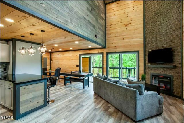 1909 Rose Pass, Sevierville, TN 37876