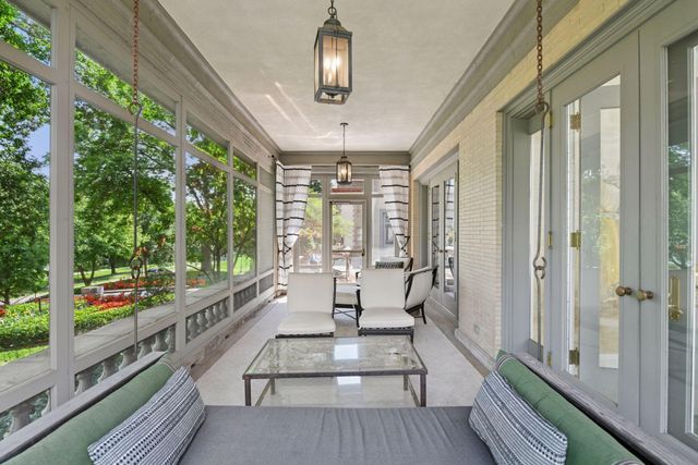 2218 Lake of the Isles Parkway W, Minneapolis, MN 55405