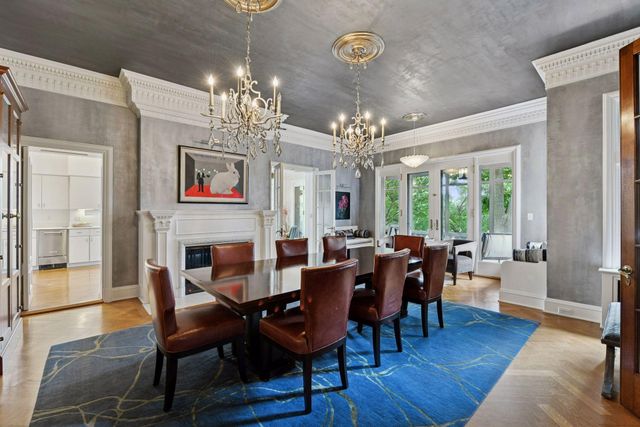 2218 Lake of the Isles Parkway W, Minneapolis, MN 55405