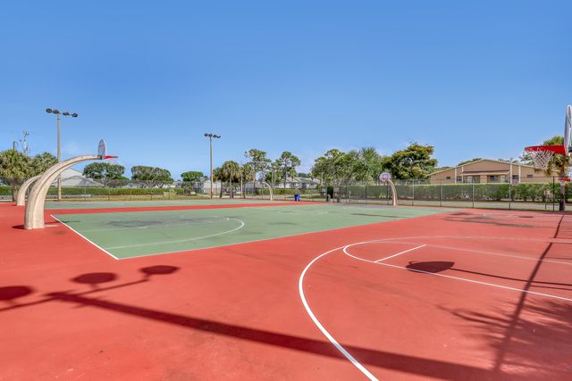 4707 Pier Drive, Greenacres, FL 33463